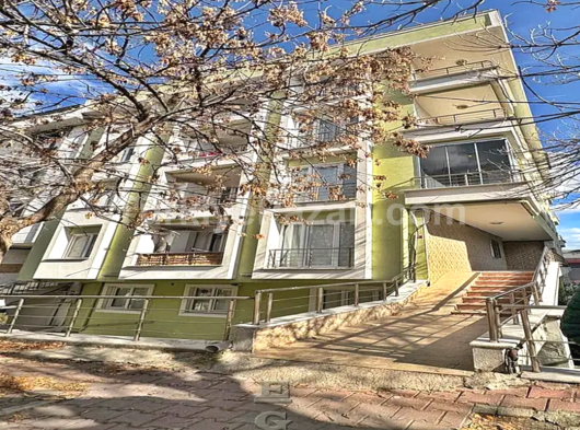 BEYLİKDÜZÜ GÜRPINAR MH BUTİK SİTE İÇİ ŞIK TASARIMLI 2+1 DAİRE