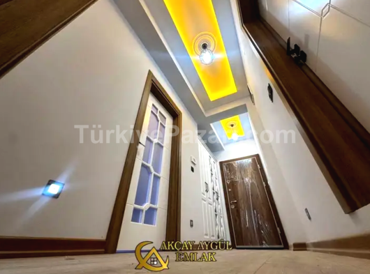 AYGÜLDEN EDREMİT ZEYTİNLİ BEYOBA'DA ŞAHANE TASARIMI İLE MUHTEŞEM KÖRFEZ MANZARALI 3+1 SATILIK VİLLA