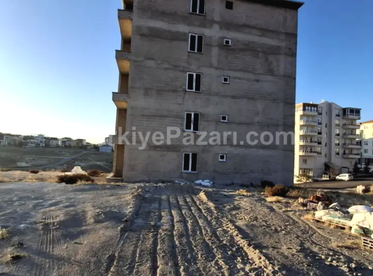 KARAMAN/GEVHER HATUN MAHALLESİNDE SIFIR SATILIK APART