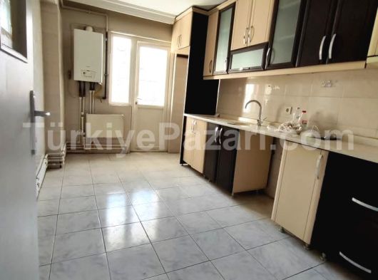 EMLAK MEYDANINDAN TERASLI BALKONLU YAPILI MASRAFSIZ DUBLEX DAİRE