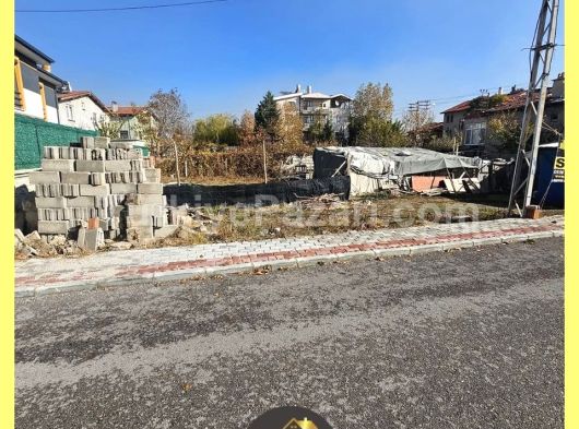 TRABZON ARAKLI KARATEPE MAHALLESİNDE 878 m² MÜSTAKİL TAPULU TAPULU FINDIK BAHÇESİ