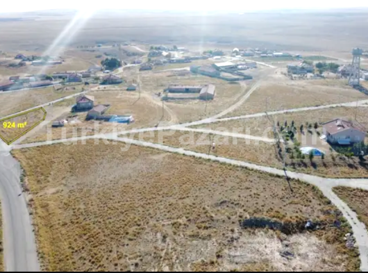 KONYA / CİHANBEYLİ / SIĞIRCIK MAHALLESİNDE 924 m² MÜSTAKİL TAPULU KONUT İMARLI ARSA