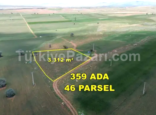 UŞAK / EŞME / DEREKÖY MAHALLESİNDE 16.133 m² MÜSTAKİL TAPULU TARLA