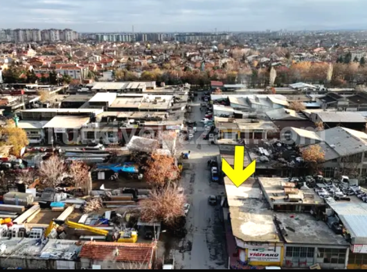 KONYA MERAM BAYAT MAHALLESİNDE 896 m² İNTİKAL TAPULU TARLA