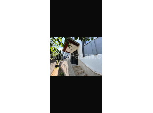 SAKARYA ADAPAZARI MİLLET BAHÇESİNİN ARKA TARAFINDA KİRALIK DAİRE