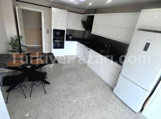 ÇINARDA LÜKS EŞYALI 2+1,ASANSÖRLÜ ARAKAT APART SATILIK