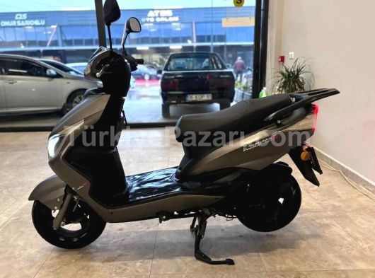 UYGUN FIYATA Evrakli cok temiz 2023 model 50 cc rks
