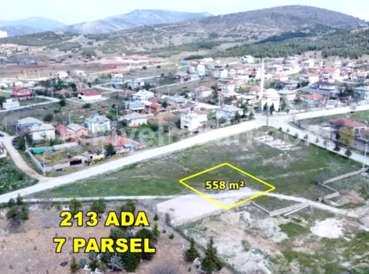 TRABZON ARAKLI KARATEPE MAHALLESİNDE 878 m² MÜSTAKİL TAPULU TAPULU FINDIK BAHÇESİ