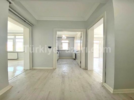 ESENYURT/BAGALARCESME MAH. 2+1 TERTEMİZ BAHÇELİ BAHÇE KATI