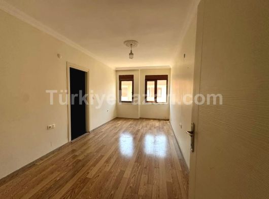 SÜTCÜLERDE EBEVEYİN BANYOLU 3+1 DAİRE