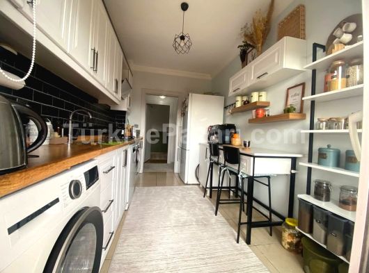 VARSAK AKTOPRAKTA ÇOOK GENİŞ ÇİFT BALKONLU KATTA 2+1 DAİRE