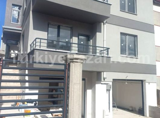 KONYA/ MERAM SADIKLAR KÖYÜN'DE SATILIK TARLA