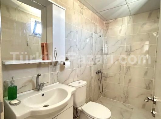 ALKAR EMLAKTAN PERŞEMBE PAZARI YAKININDA 4 YILLIK EBEVEYN BAN 2+1 MUHTEŞEM DAİRE