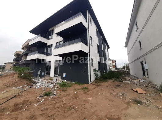 2+1 HAVUZLU TEK BLOK SIFIR YERDEN ISITMA GENİŞ DAİRE ✅ SAKARYA KARASU AZİZİYE MAHALLESİ'NDE