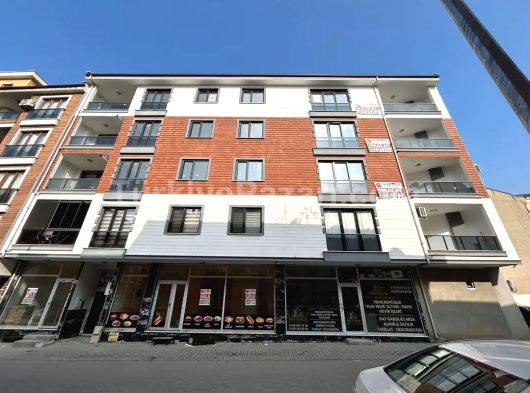 BAL​IKESİR EDREMİT GAZİ İLYAS MAHALLESİ İNÖNÜ CADDESİNDE SATILIK SIFIR 3+1