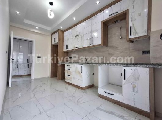 ÇINARDA LÜKS EŞYALI 2+1,ASANSÖRLÜ ARAKAT APART SATILIK