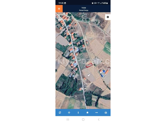 ISPARTA SENİRKEN İLÇE MERKEZİNDE 730M2 SATILIK İMARLI ARSA