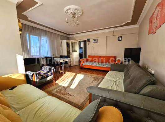 VİŞNE CADDESİNDE VİŞNE PORT AVM ARASINDA 4 KATLI TOPLAMDA 260 M2 ASANSÖRLÜ KİRALIK DÜKKAN-MAĞAZA