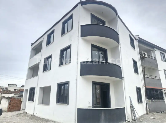 BURHANIYE ALICETINKAYA MH.YUZME HAVUZLU SATILIK 3+1 VILLAR