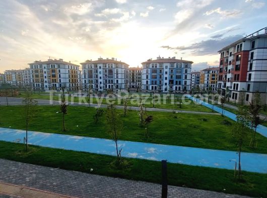 HAVAALANI KAVŞAĞI CİVARI VE NEVROZ PARK YANI SATILIK 3+1 2 DAİRE ÜZERİ BAKIMLI DAİRE