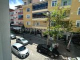 BELEDİYE CİVARI DEPOZİTOSUZ ABONELİKLERİ AÇIK EŞYALI 1+1 APART