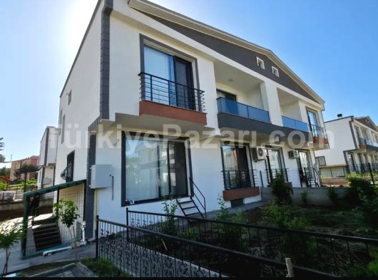 HAVAALANI KAVŞAĞI CİVARI VE NEVROZ PARK YANI SATILIK 3+1 2 DAİRE ÜZERİ BAKIMLI DAİRE