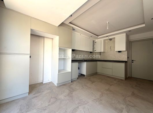 ÇINARDA LÜKS EŞYALI 2+1,ASANSÖRLÜ ARAKAT APART SATILIK