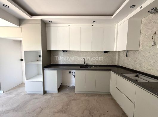 DENİZLİ MERKEZ Selçukbey Mahallesinde Kazım aslan parkı yakını 3+1-170 m² Sıfır 