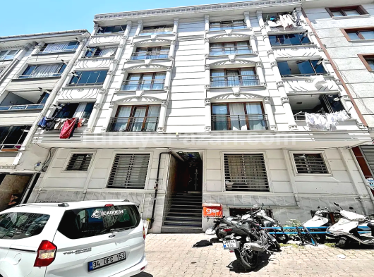 ESENYURT/BAGALARCESME MAH. 2+1 TERTEMİZ BAHÇELİ BAHÇE KATI