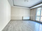 ALKAR EMLAKTAN VEGA HASTANE ARKASI KİRALIK ARA KAT 2+1 DAİRE