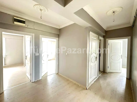 Tekirdağ Çerkezköy G.M.K.P Mahallesinde Kapalı Salı Pazarına Yakın Konumda 120 m2 3+1 Daire!!