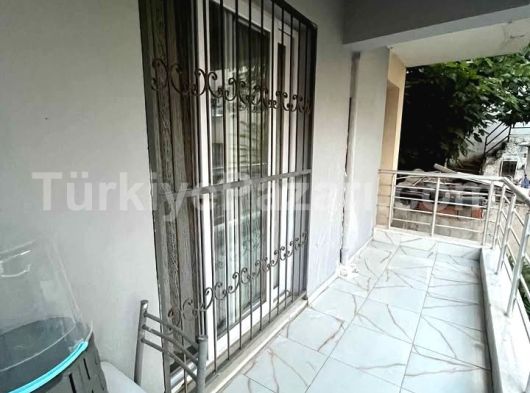 MANİSA 50.YİL MAHALLESİ 1+1 65M2 YÜKSEK ZEMİN 5 YİLLİK