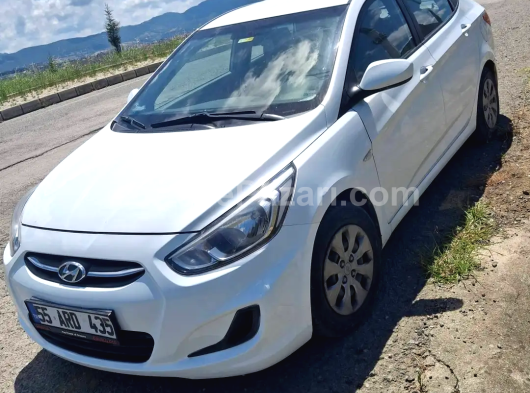 2017 1.6 DİZEL ACCENT BLUE 97000KM TURBO DİZEL 140LIK TEMİZ BAKIMLI 9INC EKRAN PARK SENSÖRÜ MANUEL