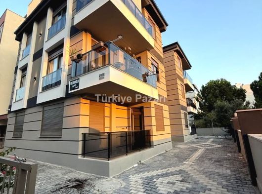 KARŞIYAKA'DA KATTA 1+1 SATILIK DAİRE