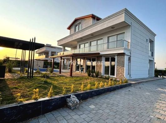 SARIÇAM BAYRAMHACILI PANORAMİK GÖL MANZARALI VİLLA
