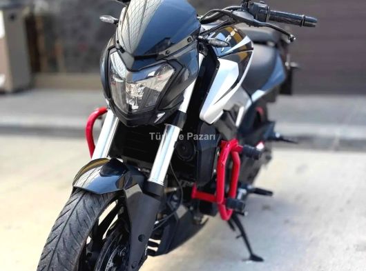 2023 bajaj dominor 250