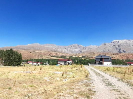 TURASAN EMLAK'TAN | 530.62 m² MUHTEŞEM KONUMDA İMARLI ARSA