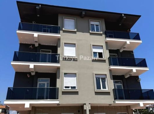 SATILIK 1.370m2 TARLA SUYU ELEKTİRİĞİ YOLU VAR KORKUTELİ YELEME MAH