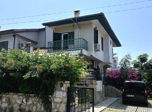 Kuşadası Kadınlar Denizi Yılancı Burnu Mevkii Kiralık Villa
