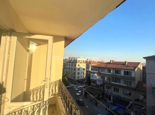 DEMETEVLER DE KİRALIK DAİRE 