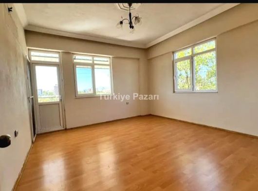 KİRALIK DÖŞEMEALTINDA 3+1 KİRALIK GENİŞ DAİRE