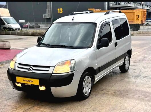 UYGUN FIYATA Evrakli cok temiz 2023 model 50 cc rks