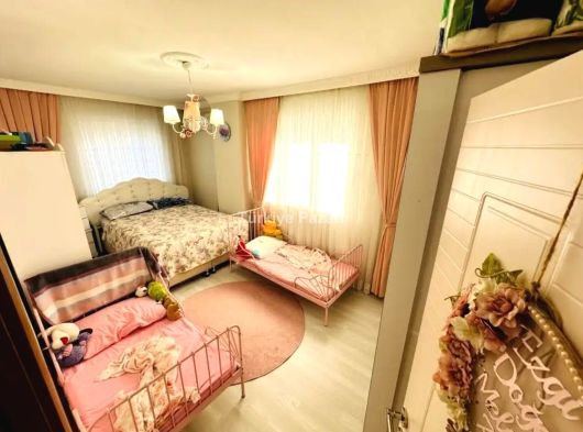 GAZİ MAHALLESİNDE TRAMVAYA 100 METRE 2+1 KATTA ACİL SATILIK