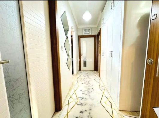 GAZİ MAHALLESİNDE TRAMVAYA 100 METRE 2+1 KATTA ACİL SATILIK