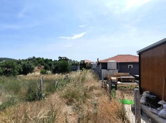 Ahmetbeyli plajı yakın müstakil Bahçeli evler