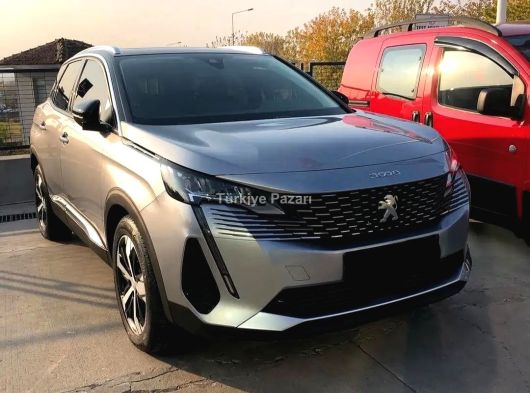 İLK SAHİBİNDEN PEUGEOT 3008 GT STOP 1.5 DİZEL OTOMATİK BOYASIZ 66KM 2021 Pazarlıksız