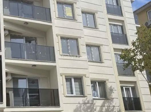 KİRALIK ÇORLU MUHİTTİN MAHALLESİ HAVUZLU SİTE İÇİ 1+1 DAİRE