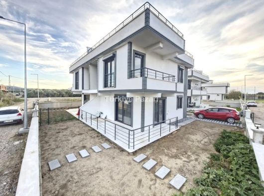 GÖMEÇ KISKO SAHİLİNDE DENİZ MANZARALI SATILIK 3+1