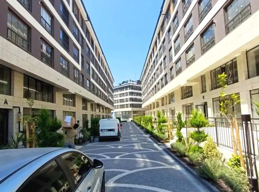 G G & ATAKUL GAYRİMENKUL'DEN 600EVLER MAH CADDEPORT 'TA 1+1 SATILIK DAİRE