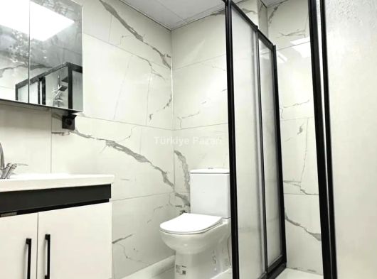 MEHMET AKİF MH. HADİMİ CD. YAKINI İÇİ BAKIMLI 3+1 SATILIK DAİRE